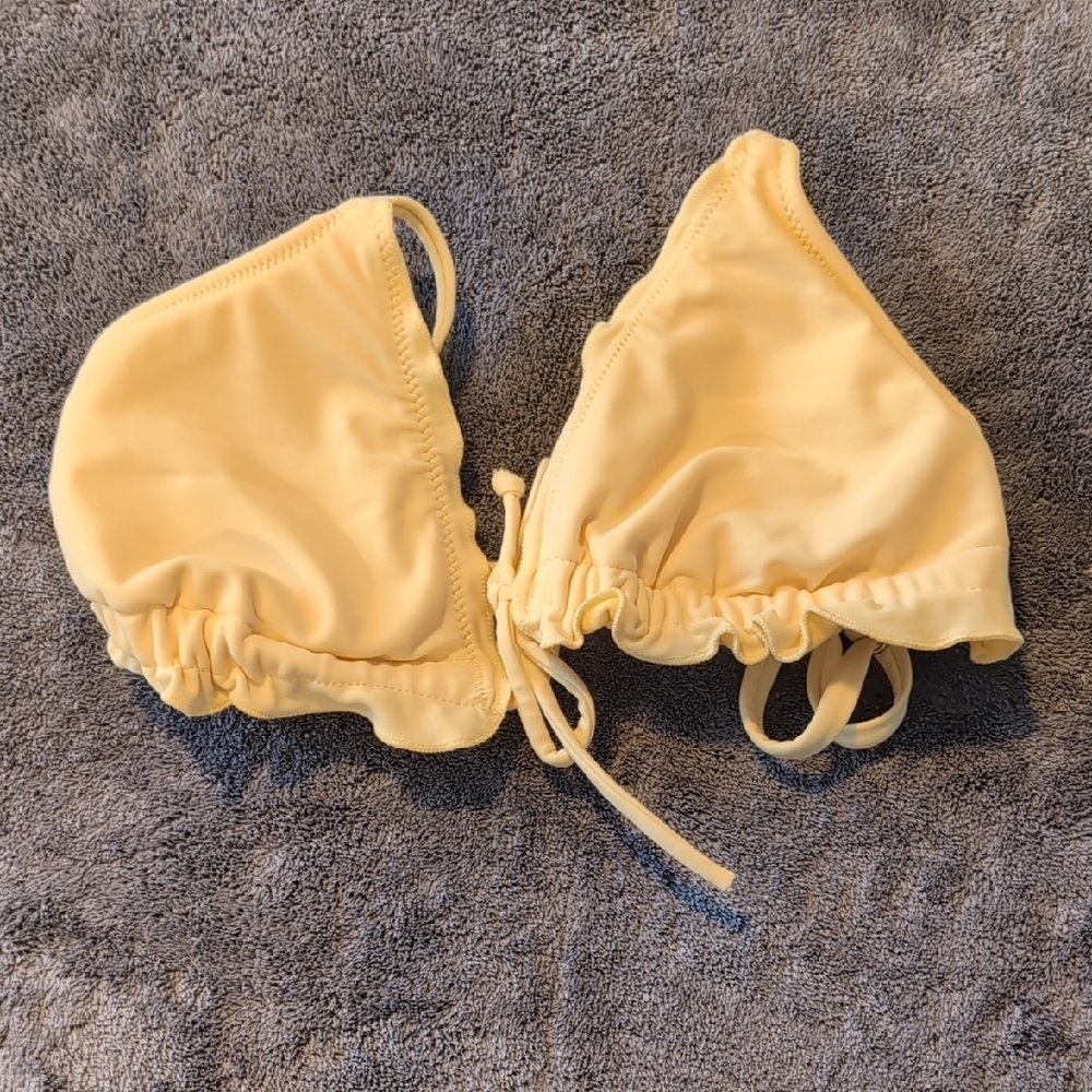 Xhilaration Yellow Bikini Top -S